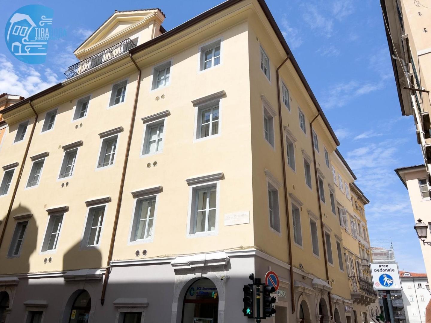 Cavana 10 Tirabora Short Rent ترييستي المظهر الخارجي الصورة